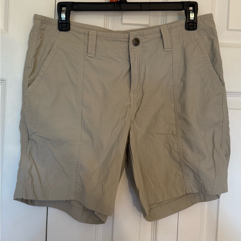 Classic Tan Women’s Hiking Shorts 🩳 🥾